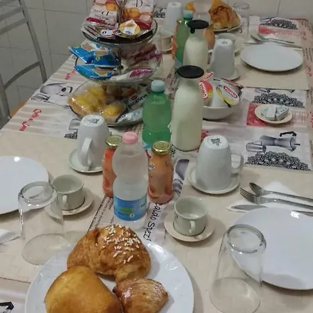 A Casa Di Arturo Nocleg ze śniadaniem Neapol