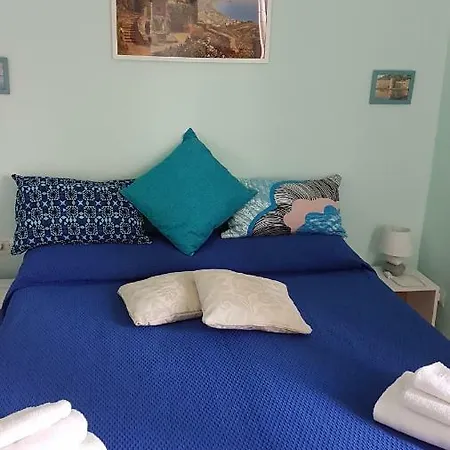 A Casa Di Arturo 4* Neapol