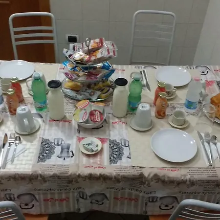 Alojamento de Acomodação e Pequeno-almoço A Casa Di Arturo Nápoles