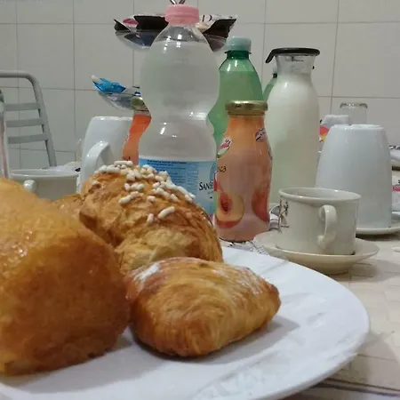 A Casa Di Arturo לינה וארוחת בוקר נאפולי