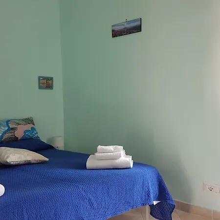 A Casa Di Arturo Alojamento de Acomodação e Pequeno-almoço 3*