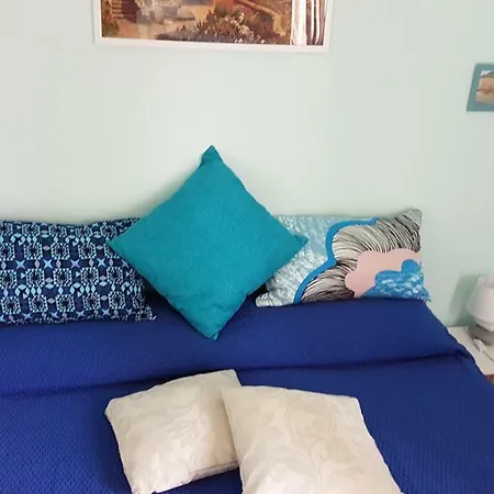 לינה וארוחת בוקר A Casa Di Arturo נאפולי